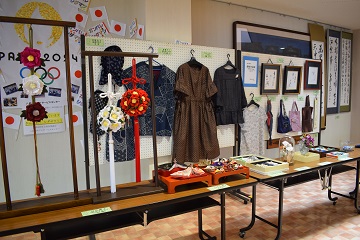 八老連主催の趣味作品展